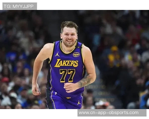 浓眉增重显实力东契奇瘦身展决心达拉斯球队伙食成焦点 浓眉增重显实力东契奇瘦身展决心达拉斯球队伙食成焦点