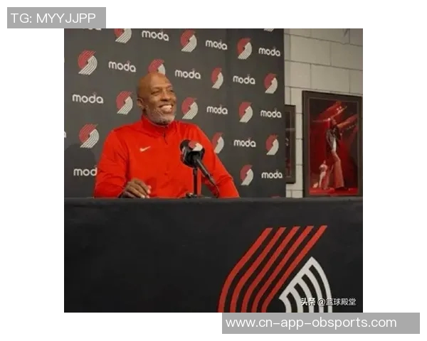 比卢普斯谈季前赛首发轮换希望球迷理性解读球队策略