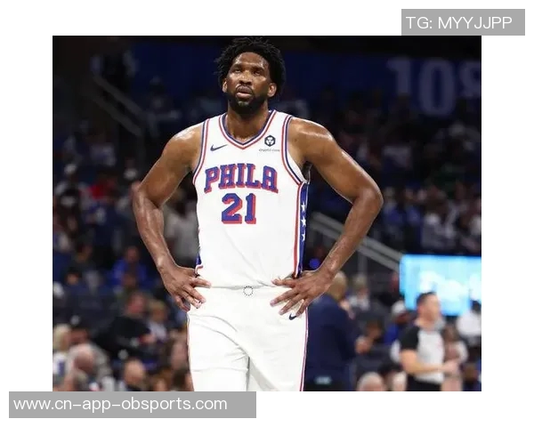 恩比德半场表现低迷仅得4分3板三分球全失状态堪忧 恩比德半场表现低迷仅得4分3板三分球全失状态堪忧