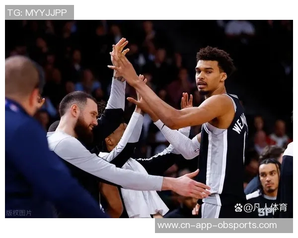 阿贾季后赛表现惊艳半决赛G5狂砍35分8篮板5助攻4抢断4盖帽追平历史纪录 阿贾季后赛表现惊艳半决赛G5狂砍35分8篮板5助攻4抢断4盖帽追平历史纪录
