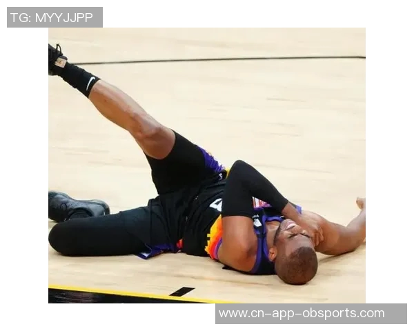 克里斯保罗或将被猛龙裁掉或买断外界普遍关注其未来动向